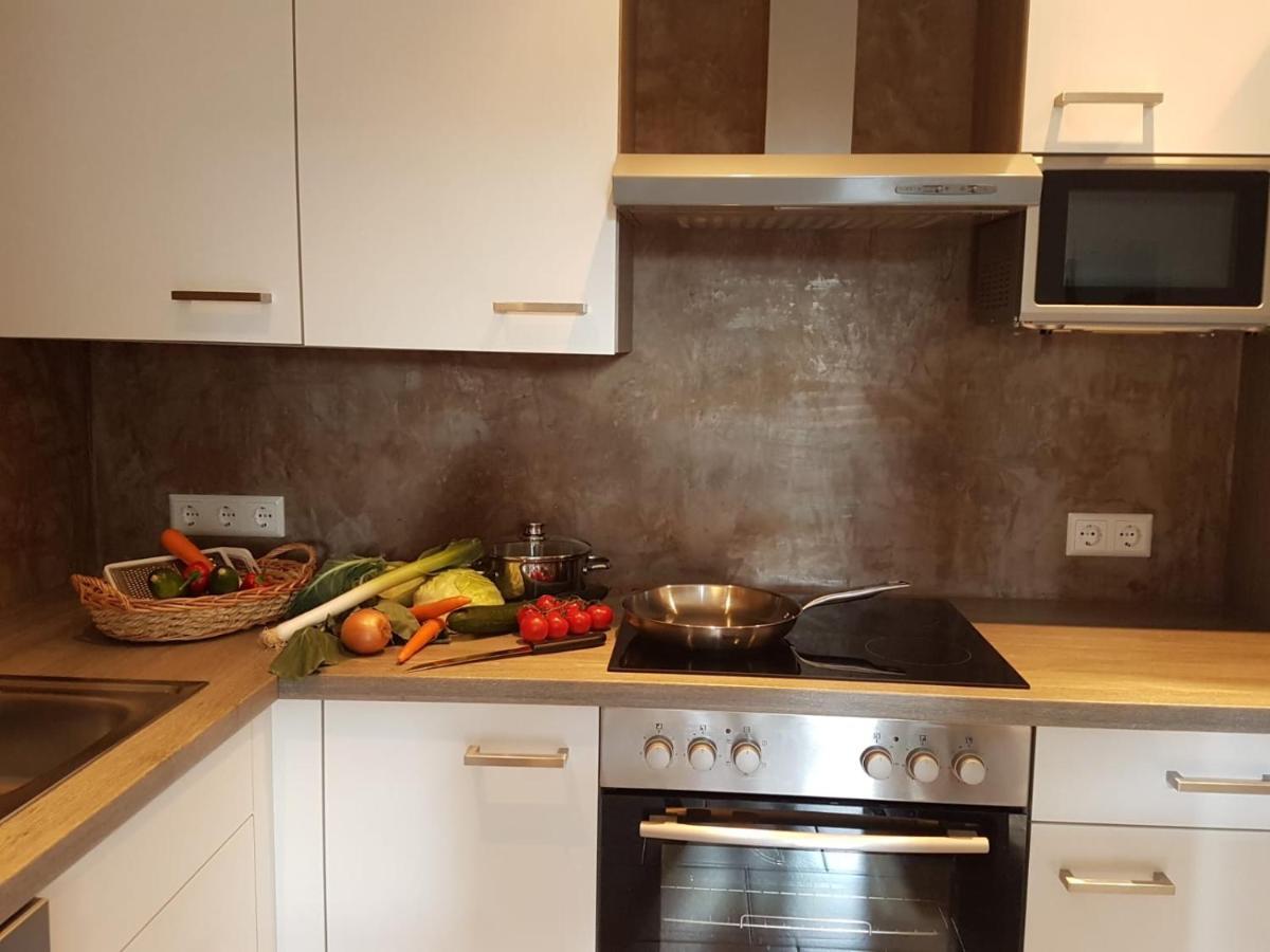 Ferienwohnung Burgblick Im Neuffener Tal Mit Sauna Und Wallbox Frickenhausen  Luaran gambar
